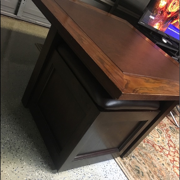 A table/ storage - Picture 4 of 8